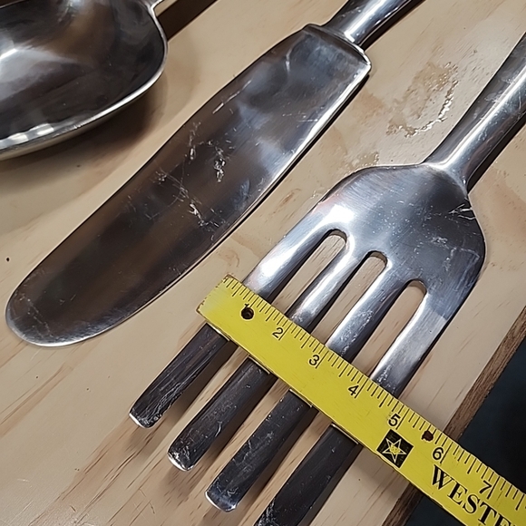 Oversized Silverware Wall Decor - Picture 5 of 6
